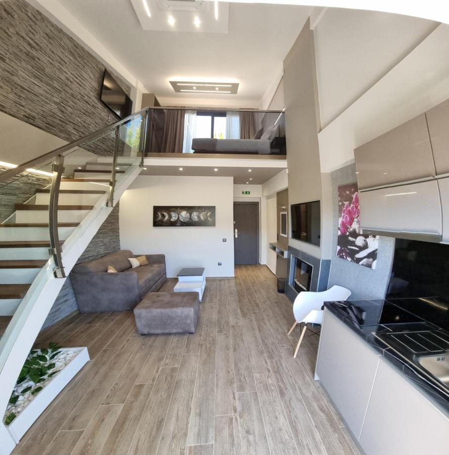 Luxsuites Офринион Екстериор снимка