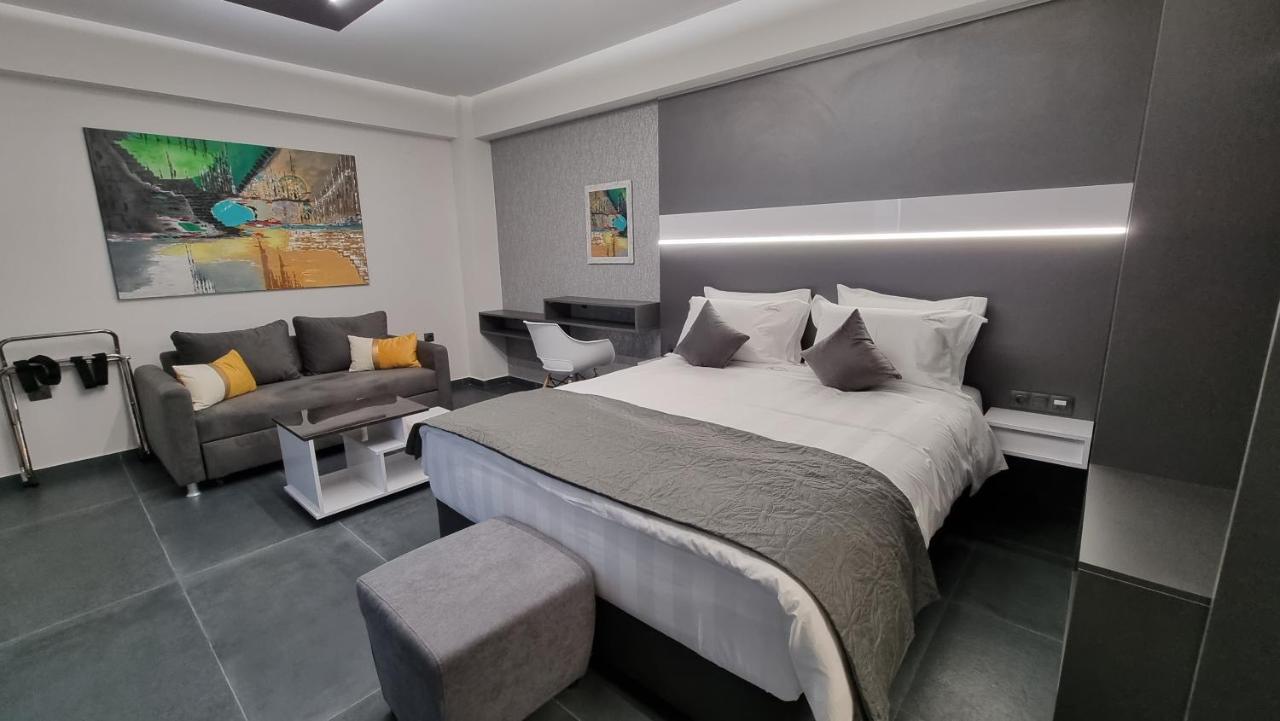 Luxsuites Офринион Екстериор снимка