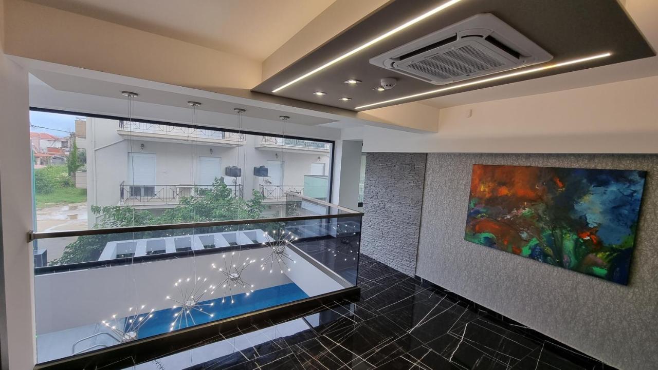 Luxsuites Офринион Екстериор снимка